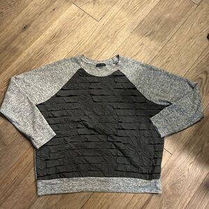 NALLY & MILLIE | gray sweatshirt, one size